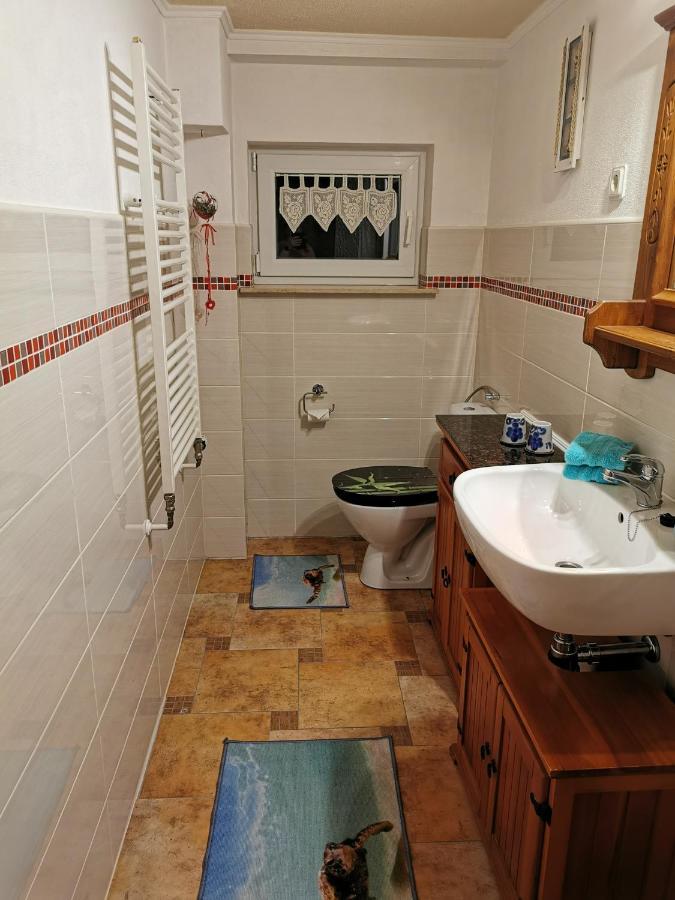Casa Hibiscus Apartment พุทบัส ภายนอก รูปภาพ